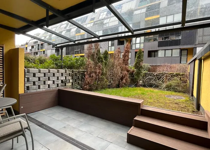 Oasis Atrium With Free Parking Apartment *