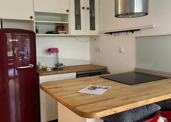 Oasis Atrium With Free Parking Apartment